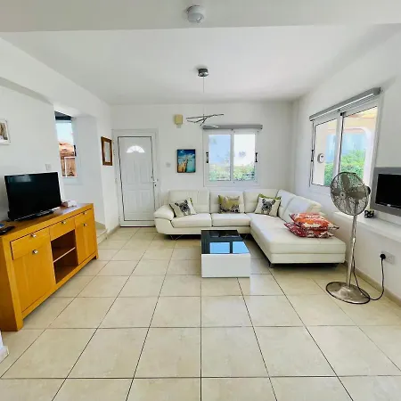 Thaliana Garden 2 Bedroom & Swimming Pool Villa