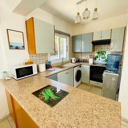 Villa Thaliana Garden 2 Bedroom & Swimming Pool *